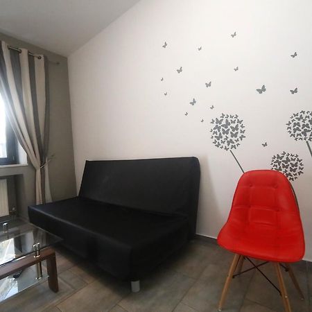 Gazi Boutique Apartment 2 Athena Bagian luar foto