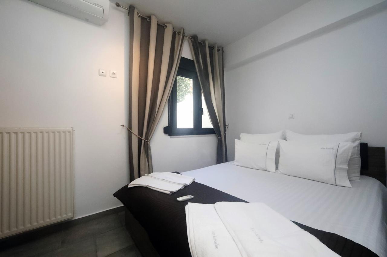Gazi Boutique Apartment 2 Athena Bagian luar foto